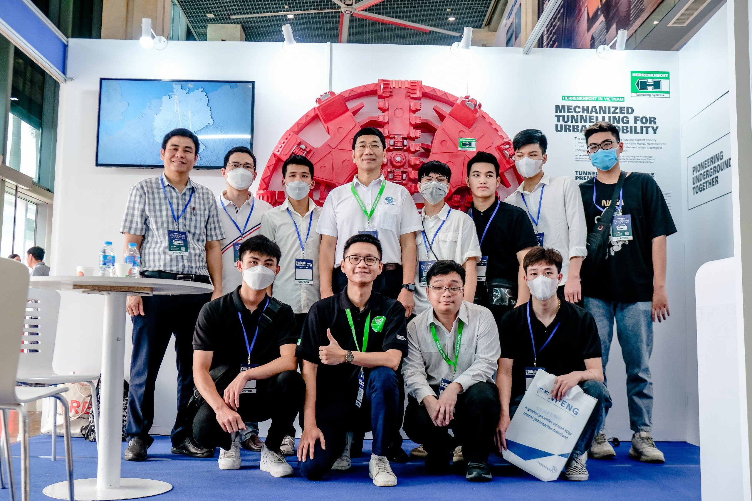 https://www.vtic-vietnam.com/public/Photo (1)